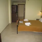 9 Queens 4* Loutra Edipsou (Evia)