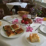 9 Queens Hotel Loutra Edipsou (Evia)