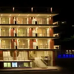 Hotel 9 Queens