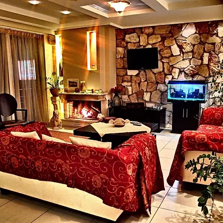 فندق 9 Queens 4*