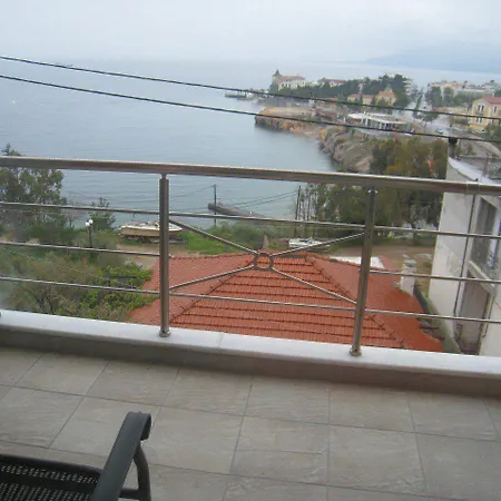 9 Queens Loutra Edipsou (Evia)