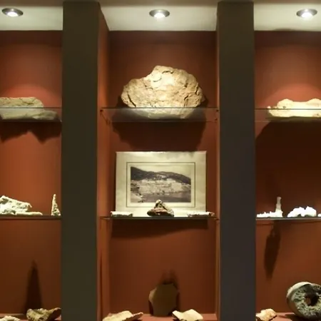 9 Queens Loutra Edipsou (Evia)