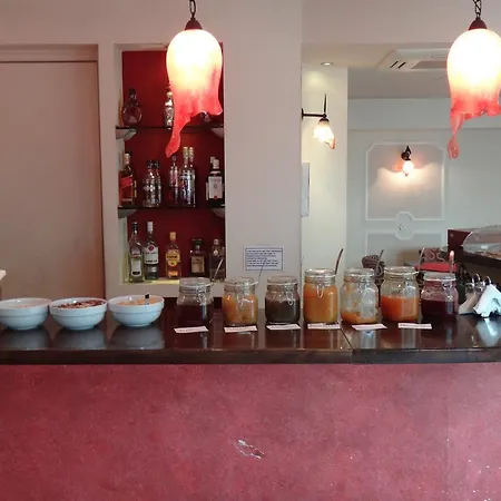 9 Queens Hotel Loutra Edipsou (Evia)