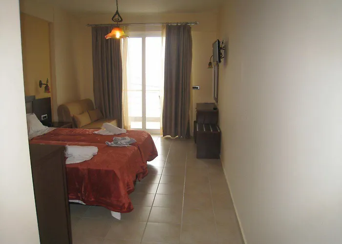 9 Queens Loutra Edipsou (Evia)