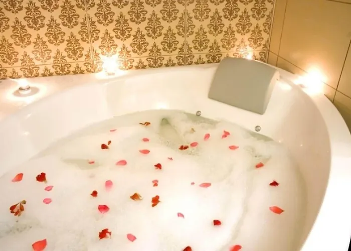 9 Queens Loutra Edipsou (Evia)