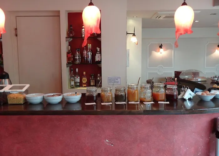 9 Queens Hotel Loutra Edipsou (Evia)